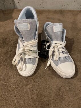 Converse All Star Chuck Taylor Leather Silver Glitter Low-Top Sneakers - Size 8